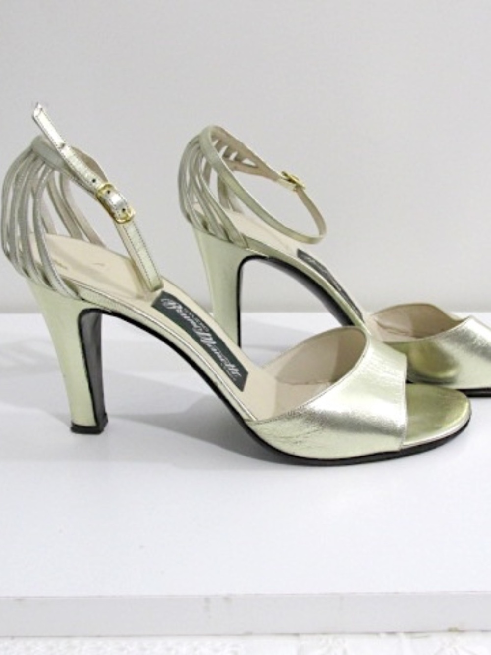Bruno Manetti VTG Gold Heeled Strap Sandals, Size 36